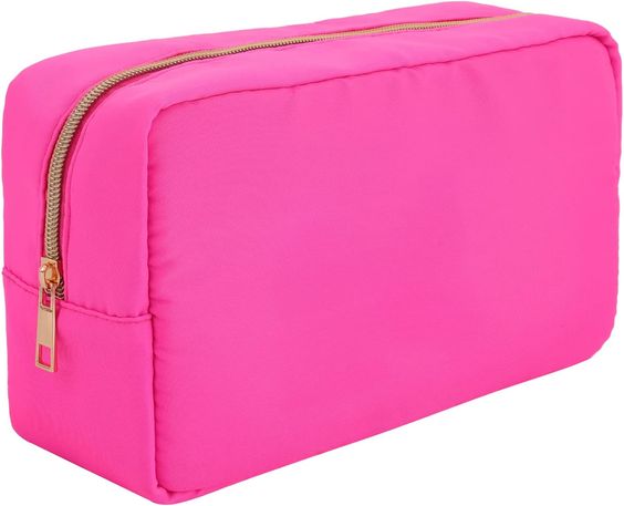 https://chaselesoleil.com/wp-content/uploads/2023/02/Cosmetic-Case-Pink.jpg