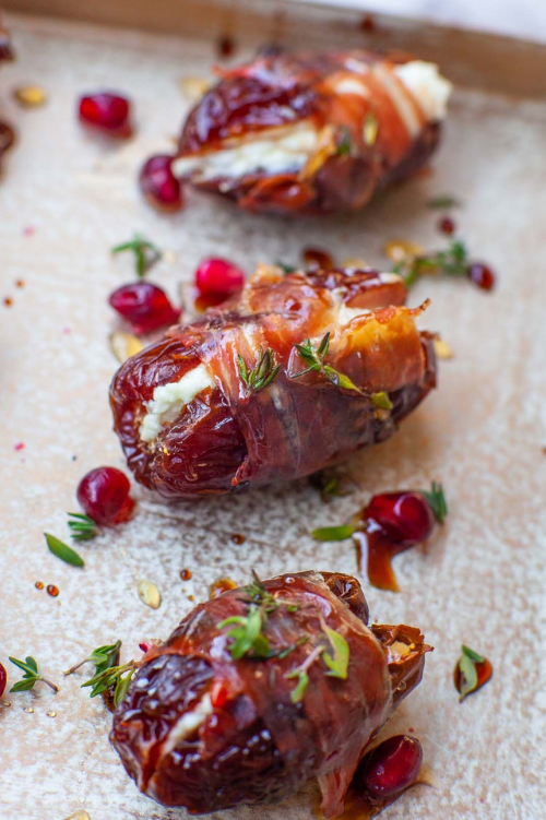 Elegant Christmas appetizers Best Holiday Appetizer Recipes red and green christmas appetizers