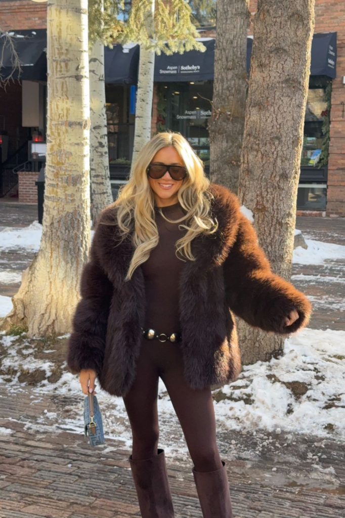 aprés ski outfits aprés ski outfit ideas Aspen Ski Outfit